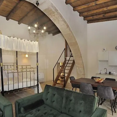 Luxury Traditional Agios Theodoros